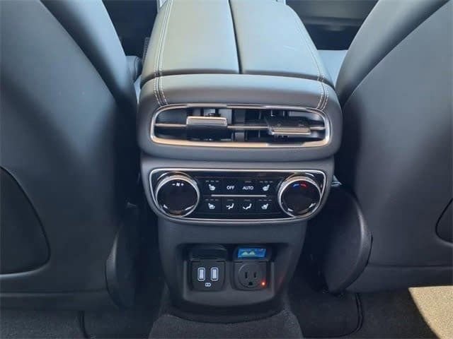 Used 2024 Genesis GV80 3.5T Prestige w/ Prestige Package image 16