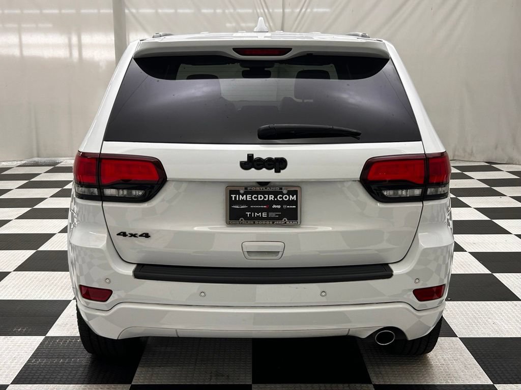 Certified 2020 Jeep Grand Cherokee Altitude AWD/4WD image 6