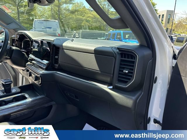 Used 2023 Chevrolet Silverado 1500 LTZ w/ LTZ Convenience Package II AWD/4WD image 28