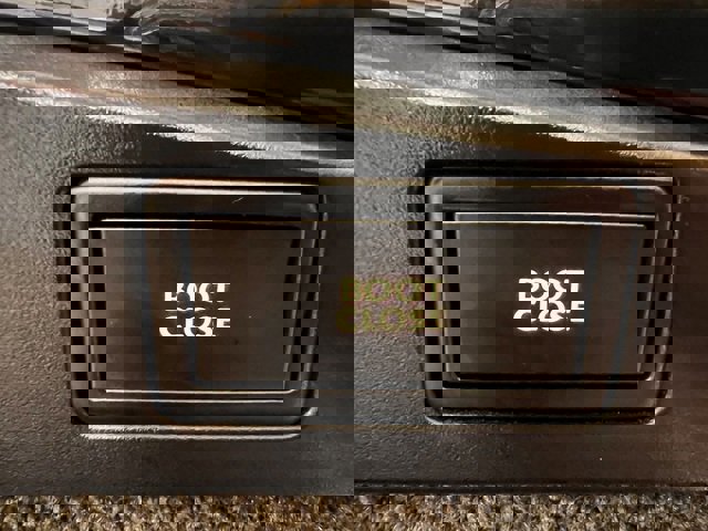 Used 2017 Bentley Continental GT image 24