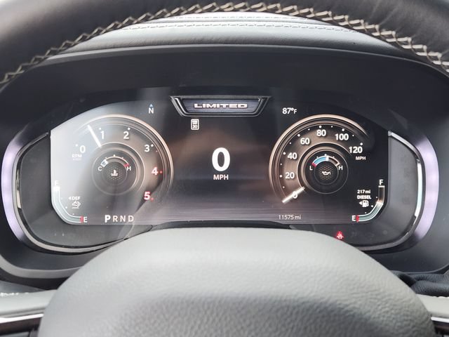 Used 2026 RAM 2500 Limited AWD/4WD image 7