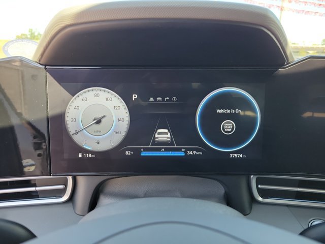 Used 2025 Hyundai Elantra SEL FWD image 19