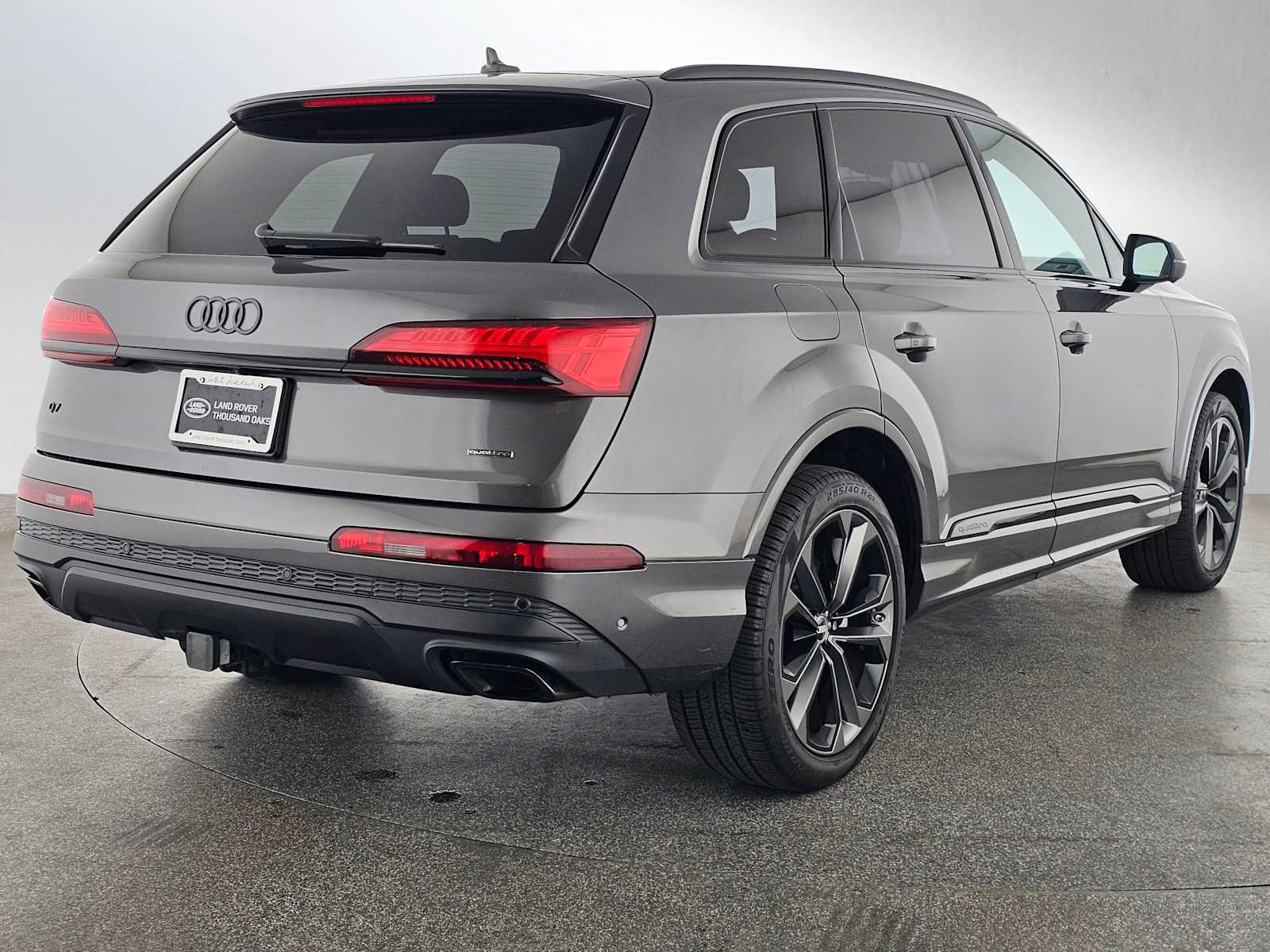 Used 2025 Audi Q7 3.0T Premium Plus w/ Premium Plus Package AWD/4WD image 5
