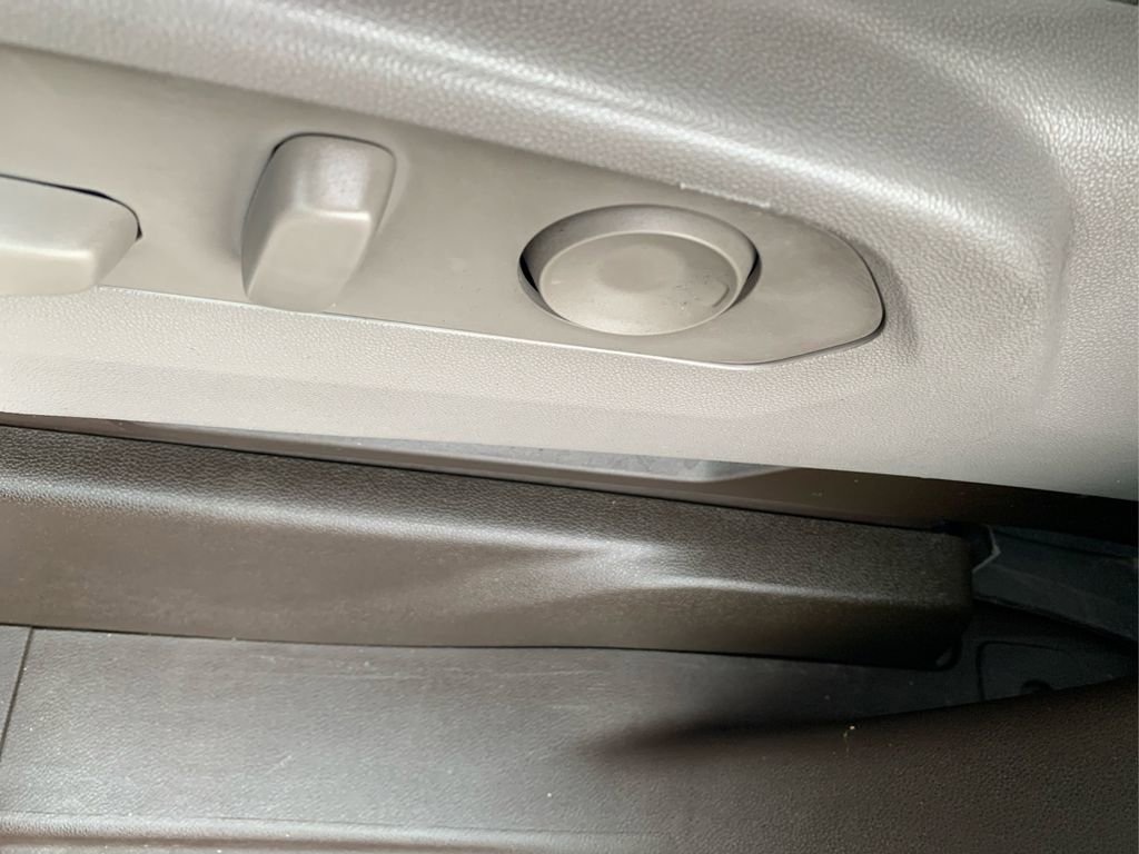 Used 2024 Chevrolet Silverado 1500 LT Trail Boss w/ Convenience Package II image 19