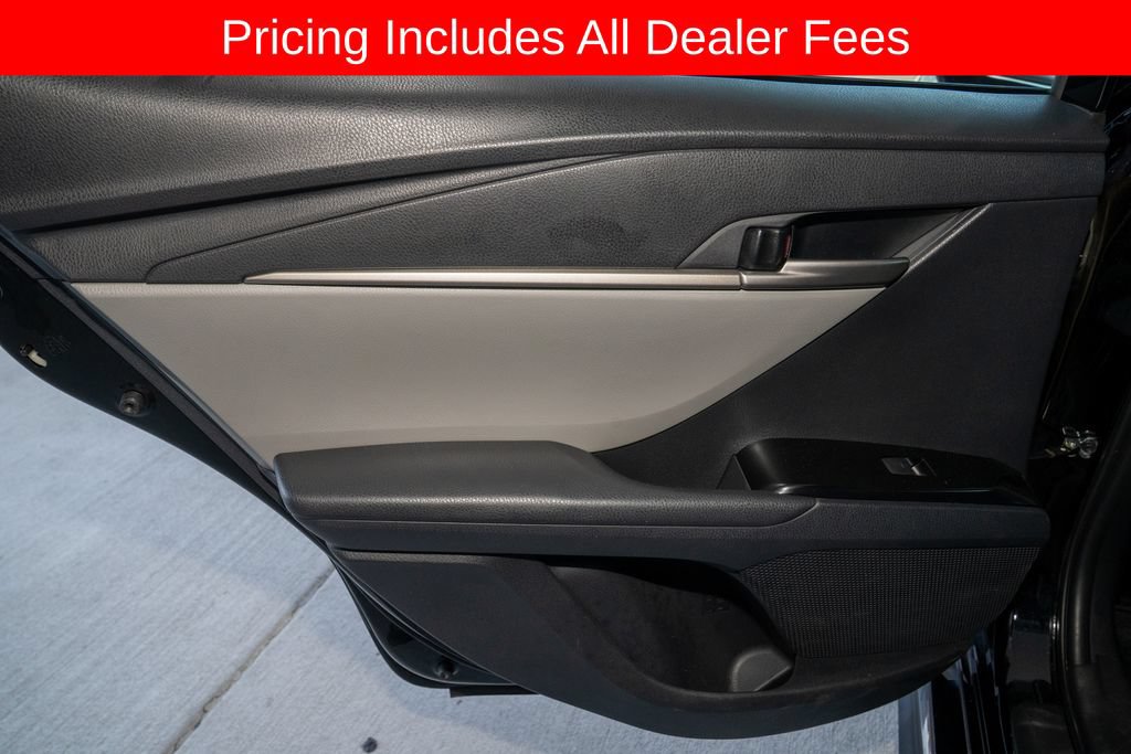 Used 2026 Toyota Camry SE FWD image 8