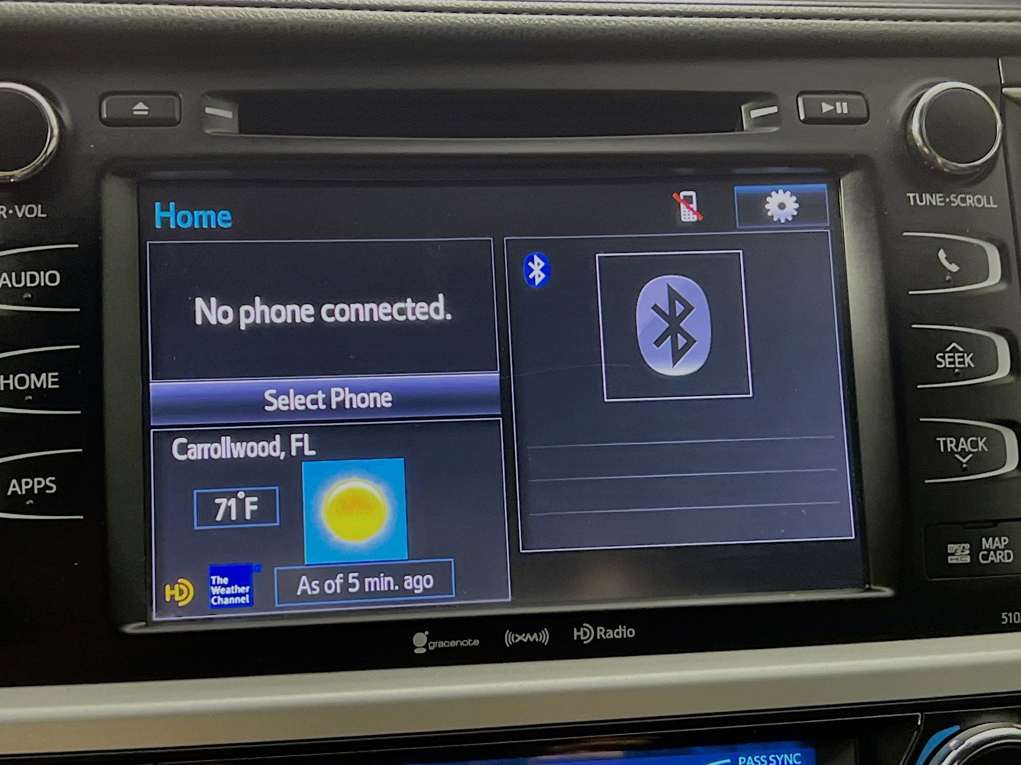 Used 2019 Toyota Highlander SE AWD/4WD image 27