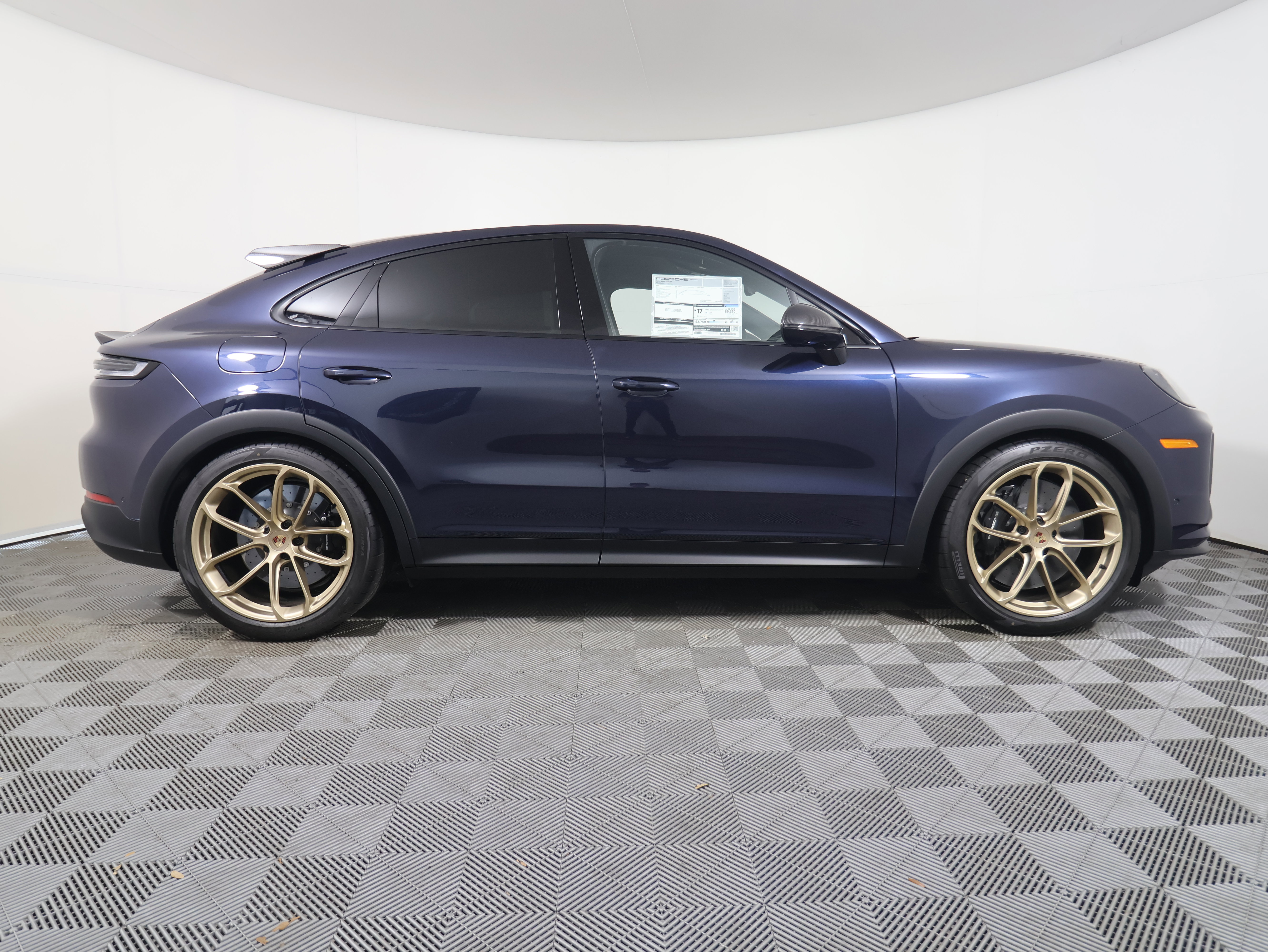 New 2025 Porsche Cayenne Turbo GT image 8