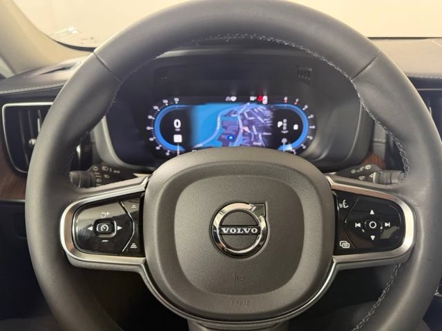 Used 2023 Volvo XC60 B6 Ultimate w/ Protection Package Premier AWD/4WD image 12