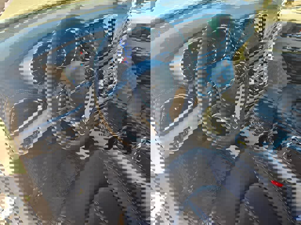 Used 2023 Chrysler Pacifica Touring-L image 10