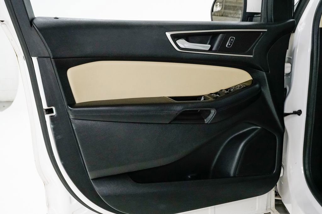 Used 2015 Ford Edge SEL w/ Equipment Group 201A image 7