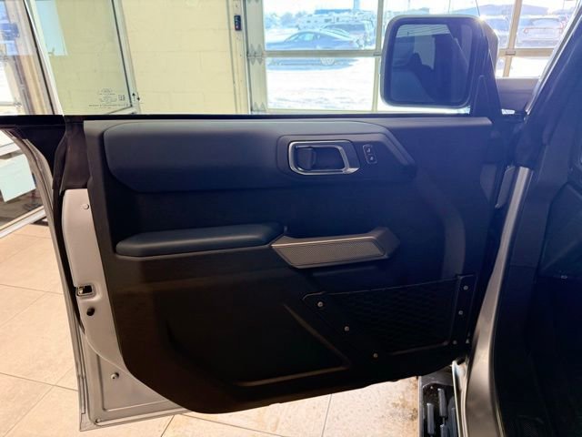 Used 2022 Ford Bronco Outer Banks image 10