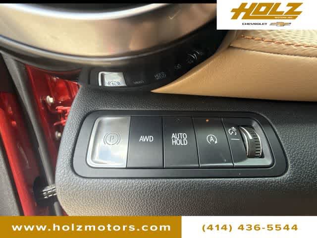 Certified 2025 Chevrolet Equinox ACTIV w/ Convenience Package III AWD/4WD image 17