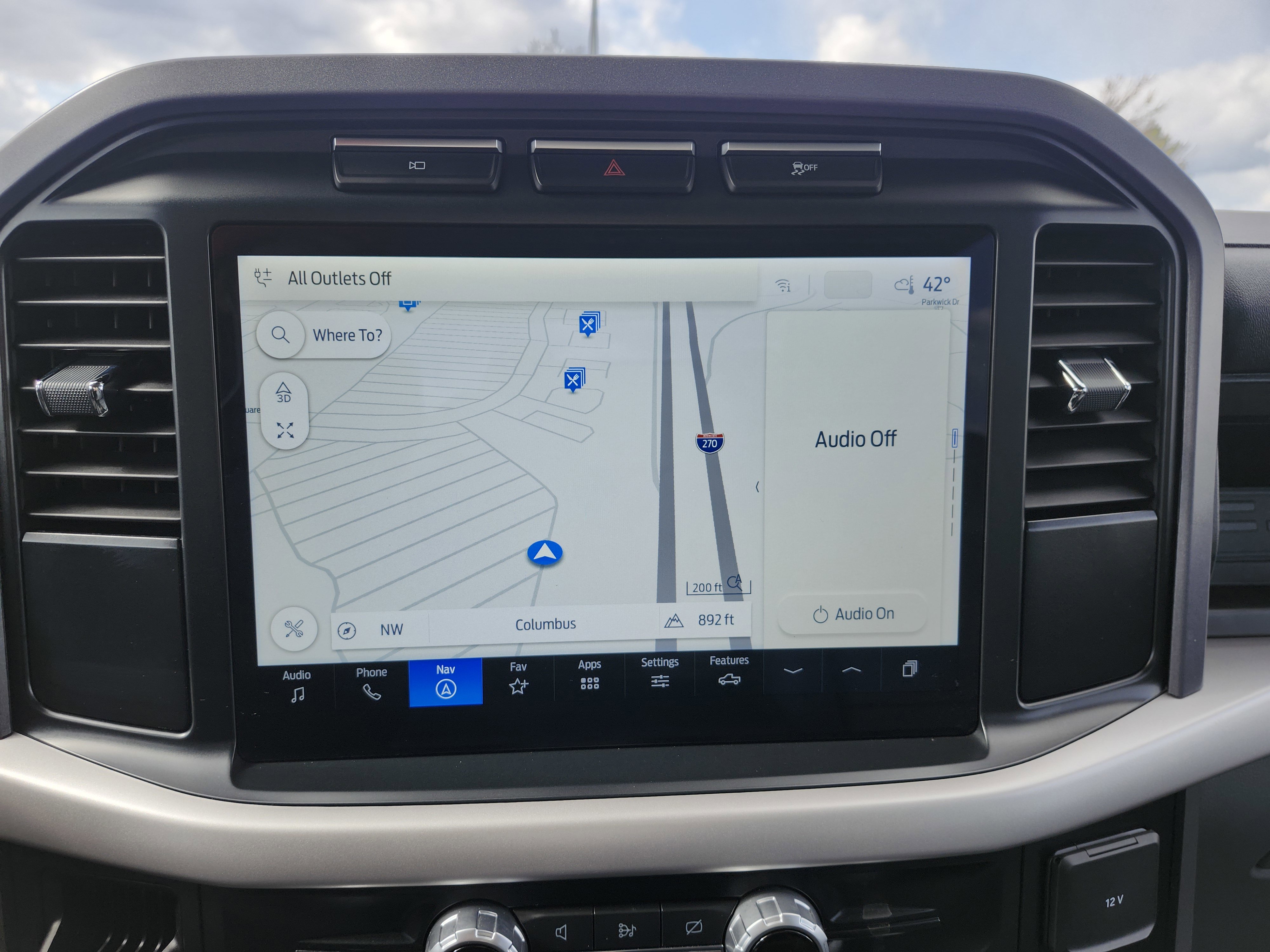 Used 2023 Ford F150 Lightning Pro image 4