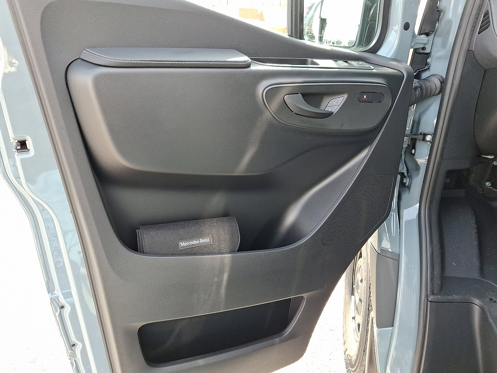 New 2026 Mercedes-Benz Sprinter 2500 image 11