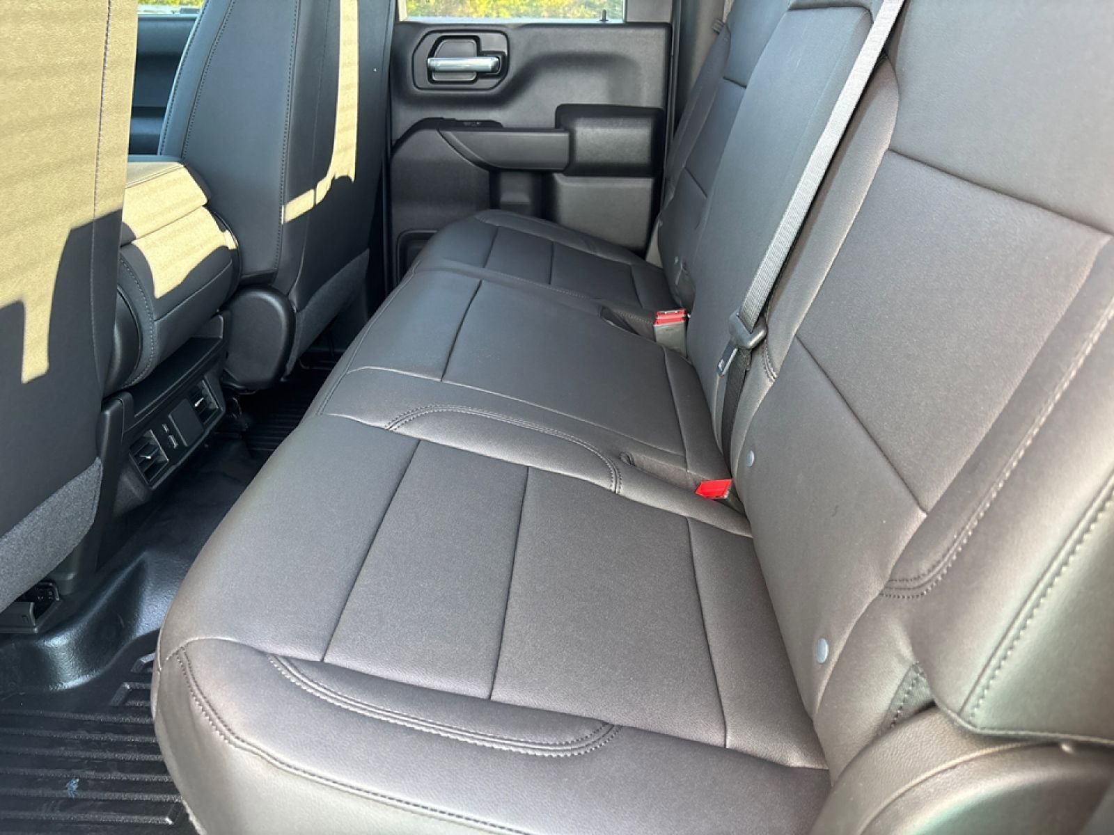 New 2026 GMC Sierra 2500 Pro w/ Convenience Package image 19