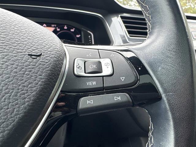 Used 2020 Volkswagen Tiguan SEL Premium R-Line image 15