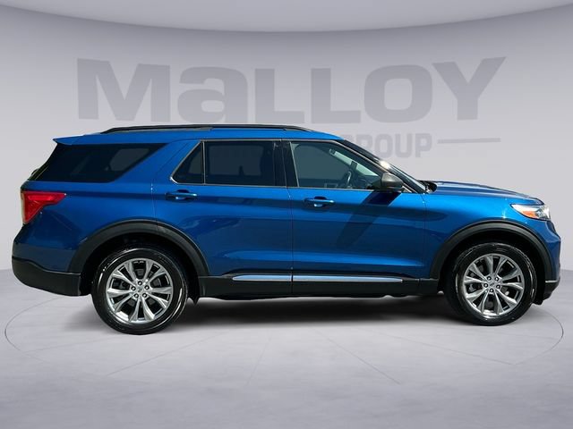 Used 2022 Ford Explorer XLT w/ Equipment Group 202A AWD/4WD image 6