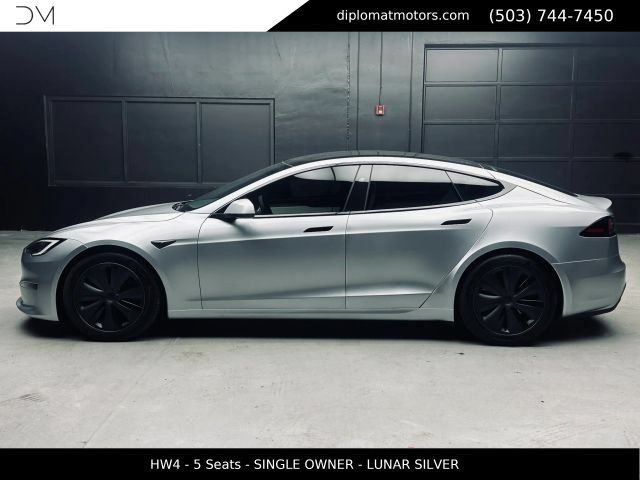 Used 2025 Tesla Model S AWD/4WD image 3