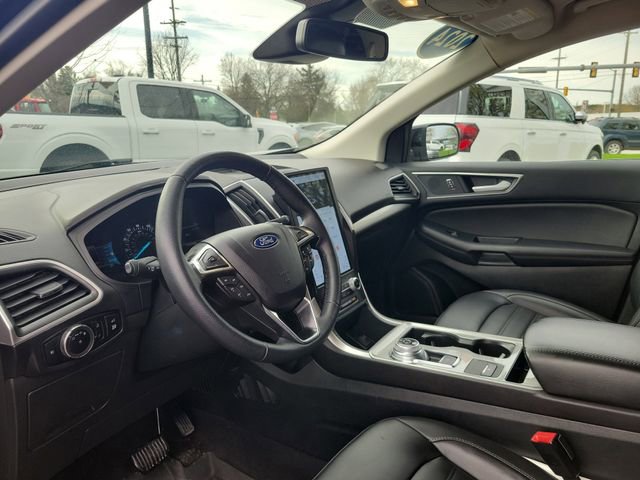 Certified 2024 Ford Edge SEL w/ Convenience Package AWD/4WD image 13