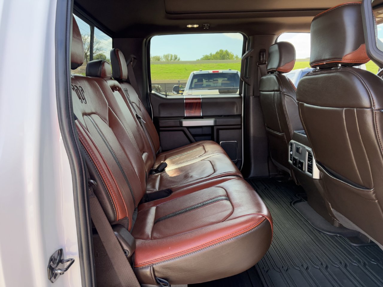 Used 2022 Ford F250 King Ranch w/ King Ranch Ultimate Package AWD/4WD image 33