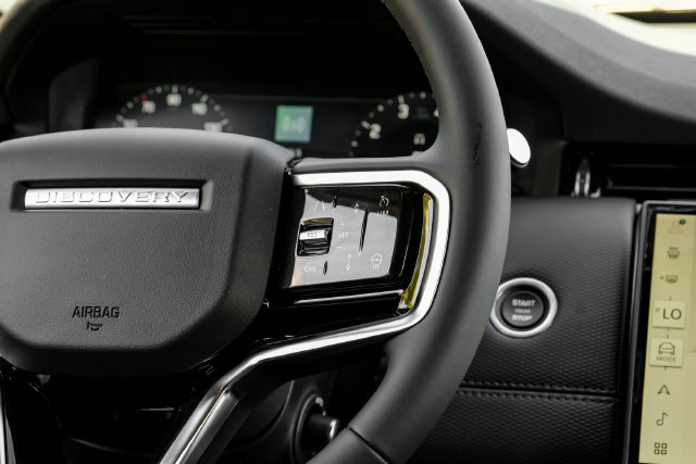 New 2026 Land Rover Discovery Sport Landmark AWD/4WD image 21