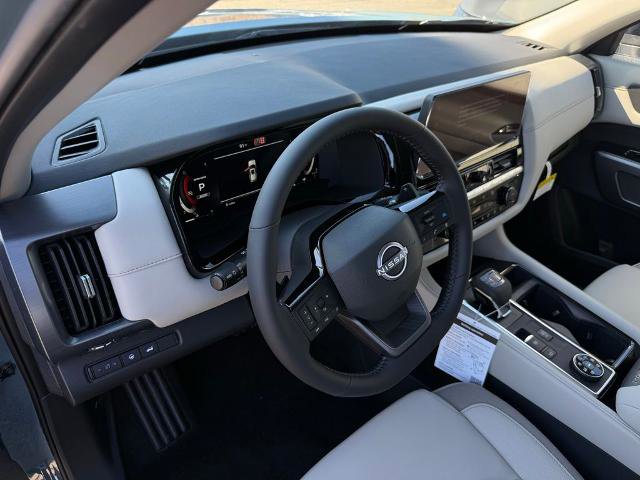 New 2026 Nissan Pathfinder SL image 17