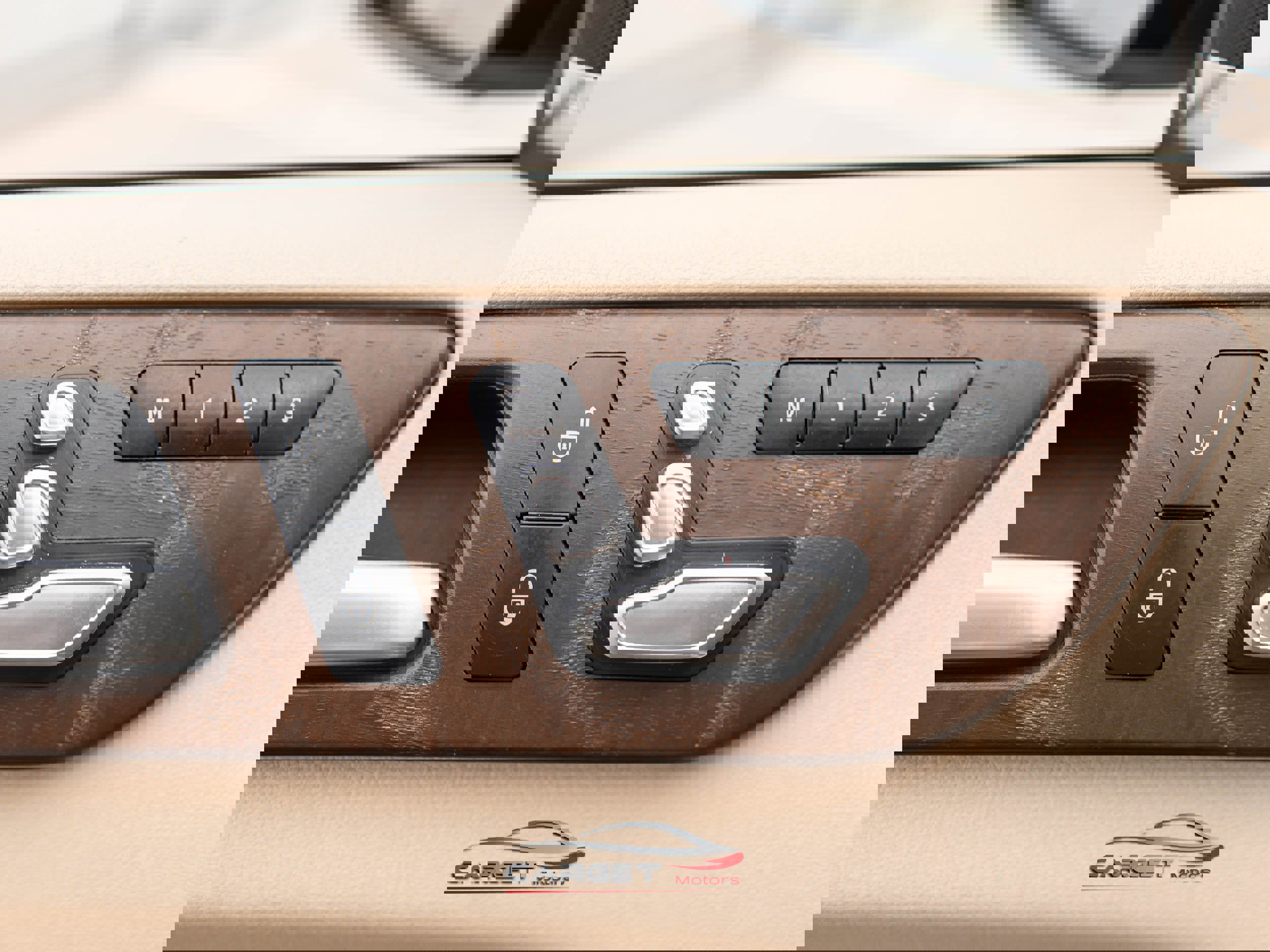 Used 2017 Mercedes-Benz GLE 43 AMG 4MATIC image 38