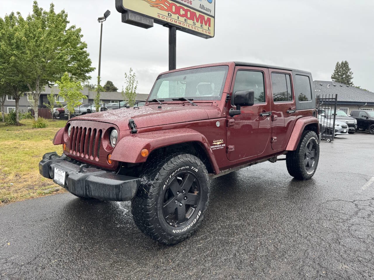 Used 2010 Jeep Wrangler Unlimited Sahara