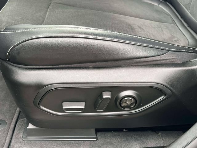 Used 2023 Jeep Grand Cherokee Altitude AWD/4WD image 21