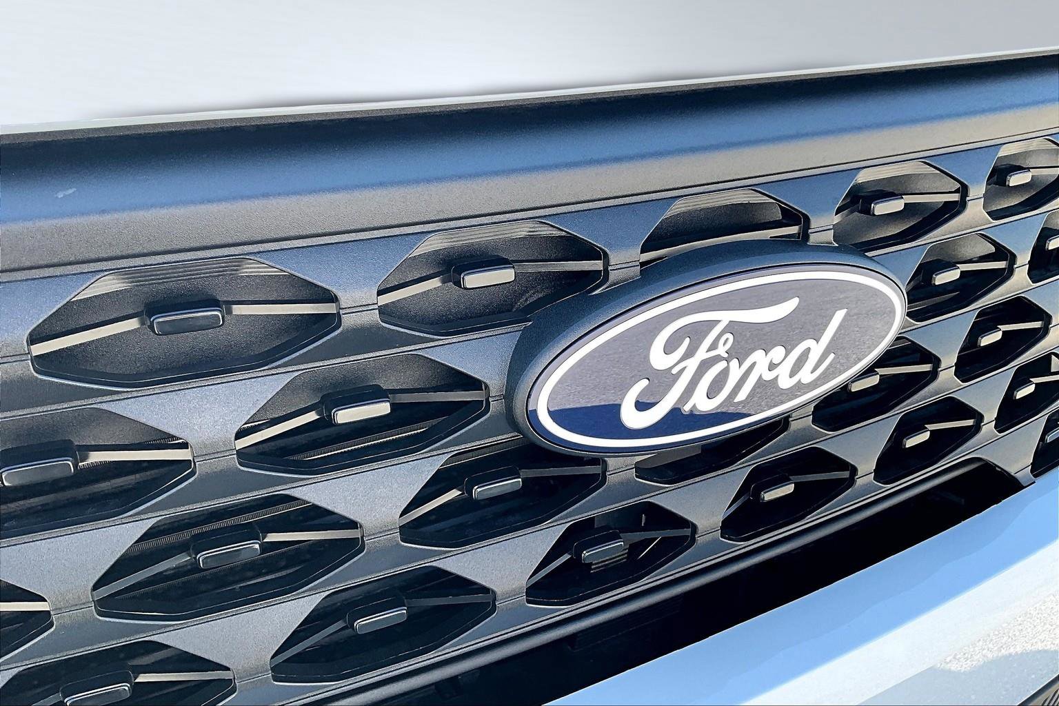 New 2025 Ford Maverick XL w/ 4K Tow Package image 24