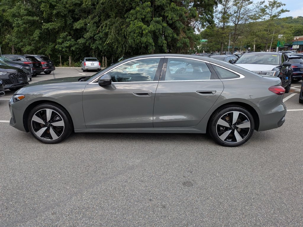 Used 2025 Audi A5 Premium Plus w/ Premium Plus AWD/4WD image 6