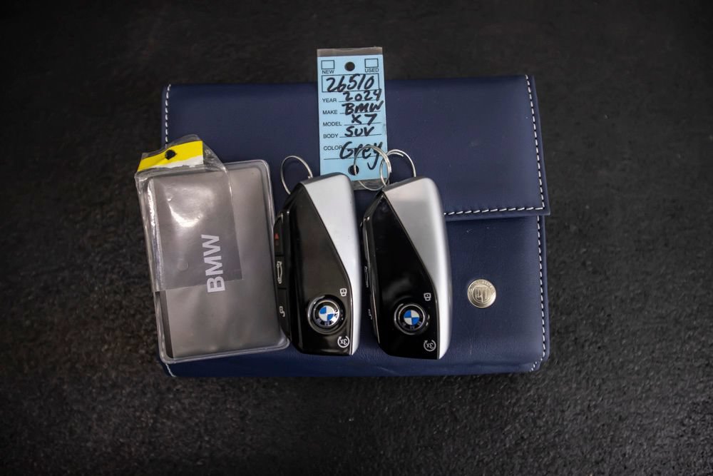 Used 2024 BMW ALPINA XB7 AWD/4WD image 54