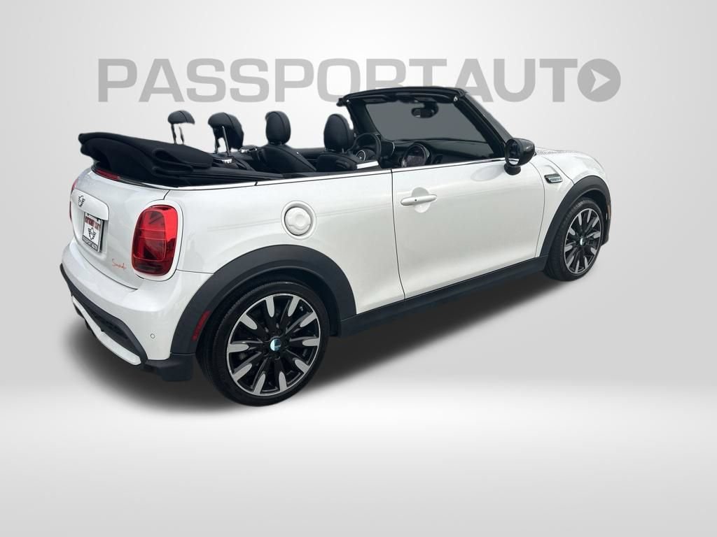 Used 2024 MINI Cooper S w/ Seaside Edition FWD image 5