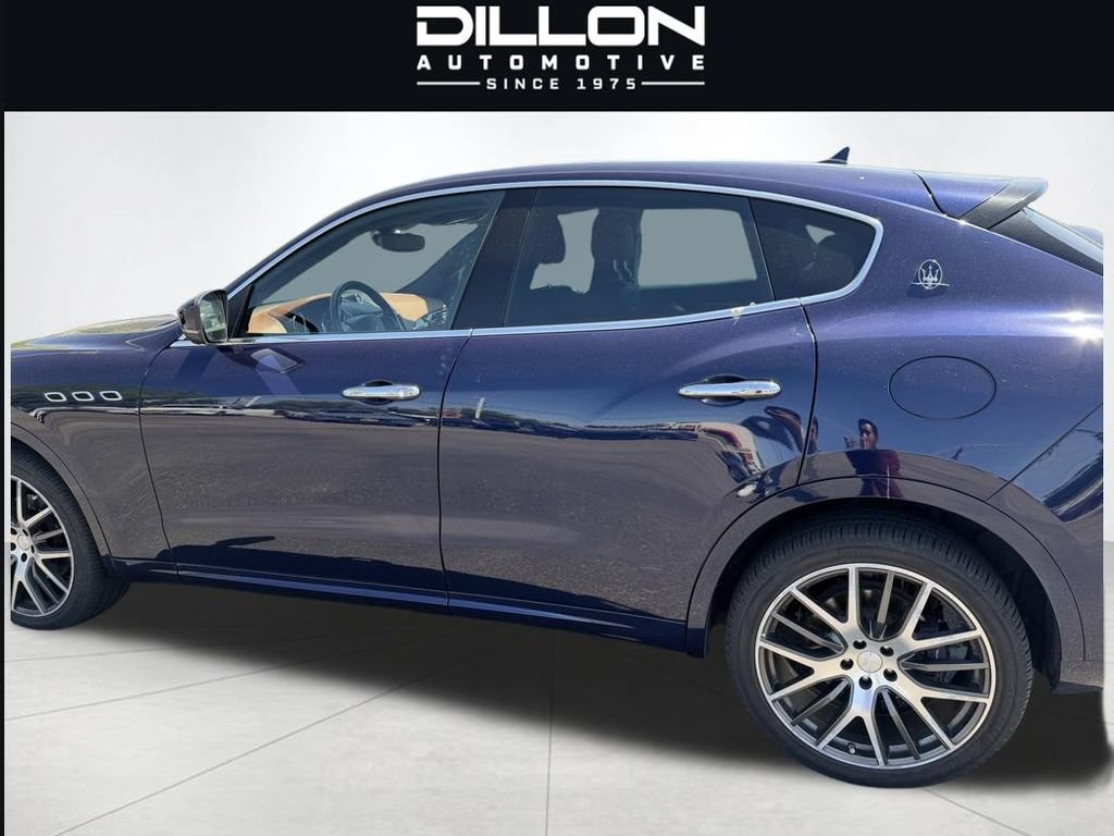 Used 2019 Maserati Levante AWD/4WD image 2