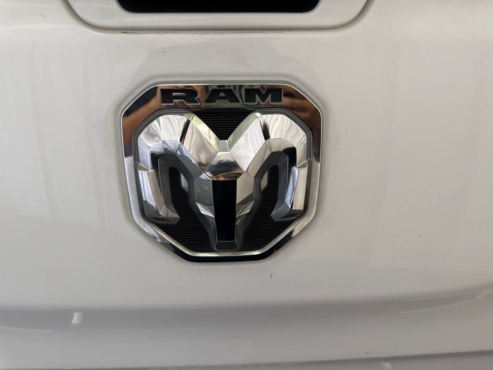 Used 2022 RAM 1500 Big Horn AWD/4WD image 16