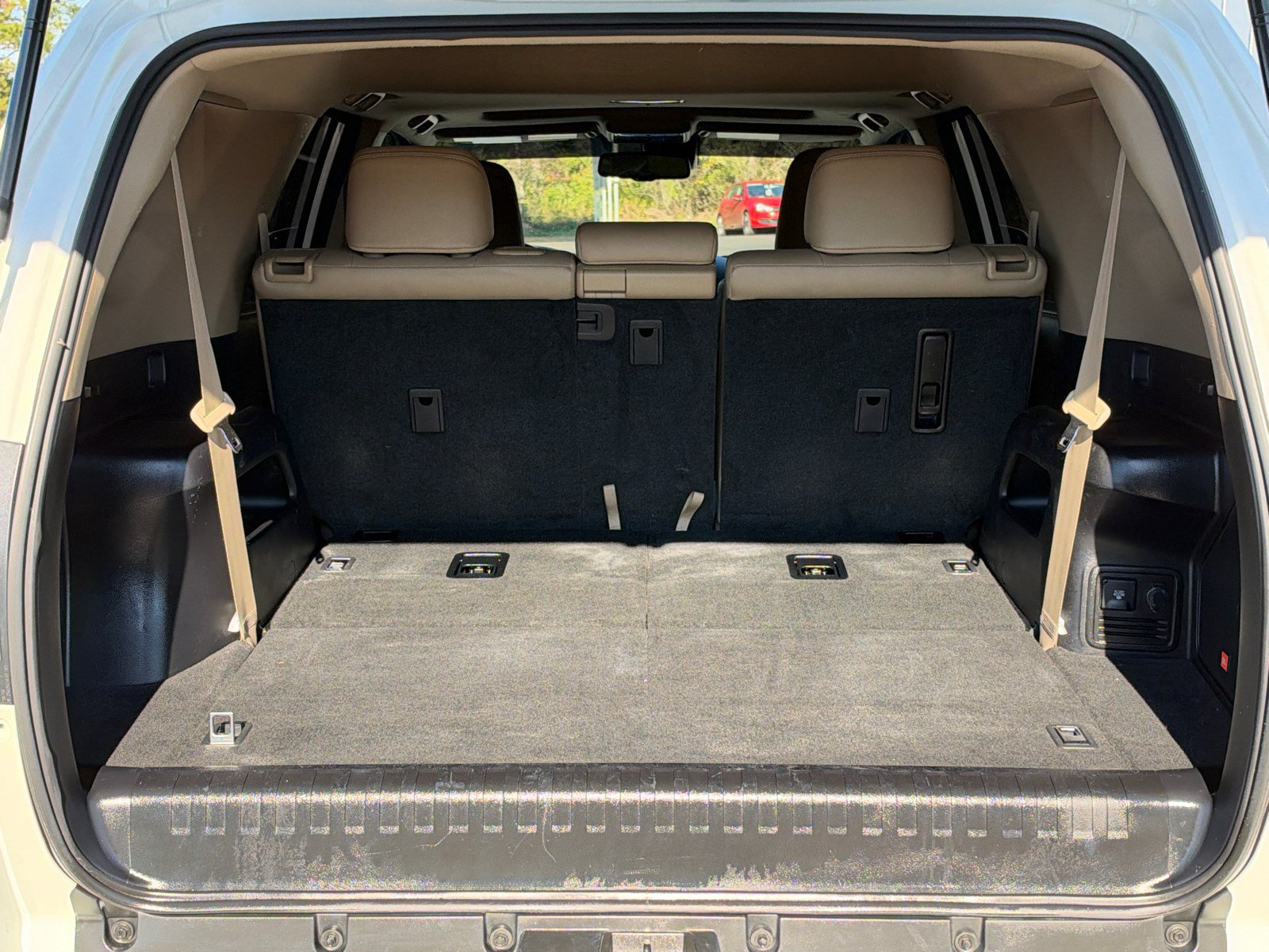 Used 2021 Toyota 4Runner Limited AWD/4WD image 18
