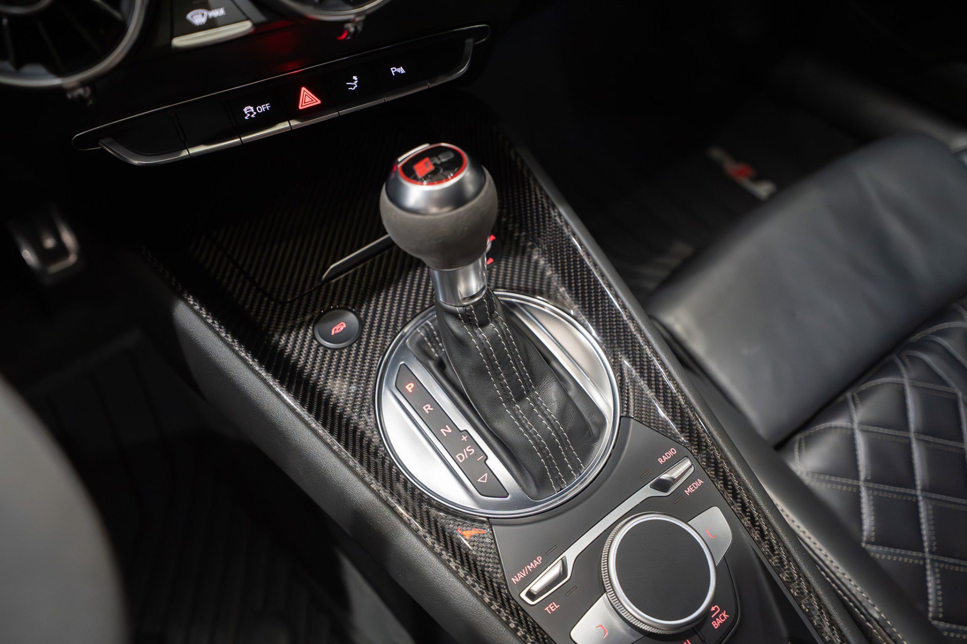 Used 2018 Audi TT RS w/ Technology Package image 21