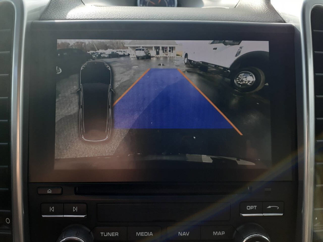 Used 2017 Porsche Cayenne Platinum Edition image 15