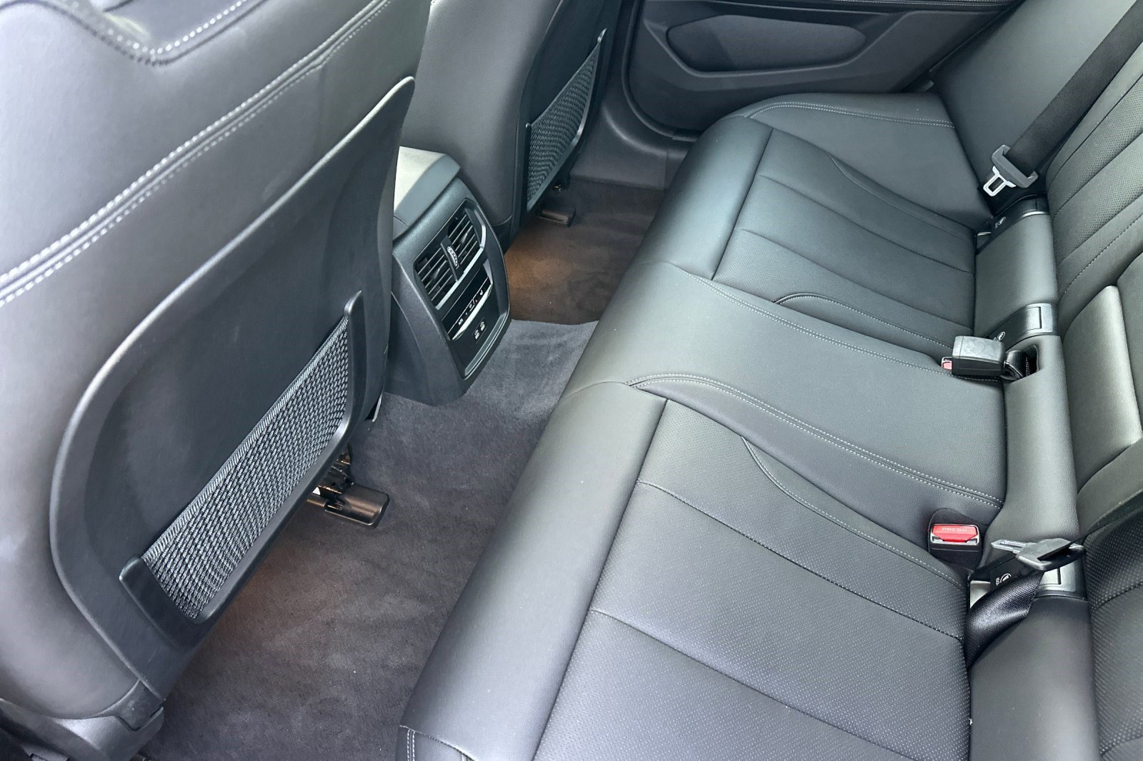 Certified 2023 BMW i4 eDrive35 w/ Premium Package image 27