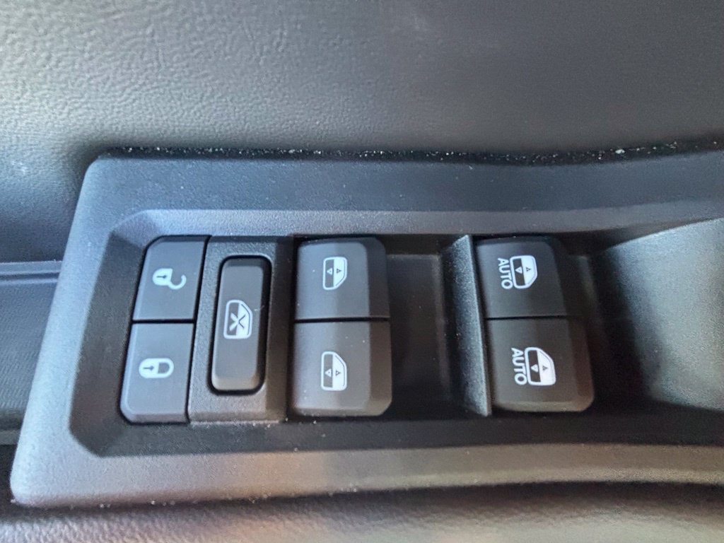 Used 2026 Jeep Grand Cherokee Altitude AWD/4WD image 15