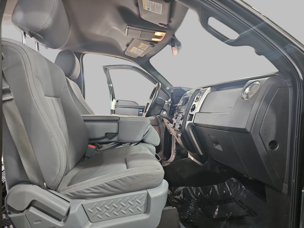 Used 2013 Ford F150 XLT w/ Luxury Equipment Group AWD/4WD image 13
