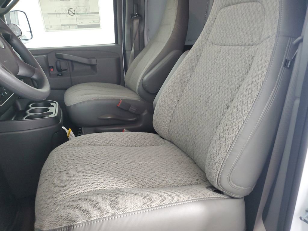 New 2025 Chevrolet Express 2500 Extended w/ Driver Convenience Package image 12