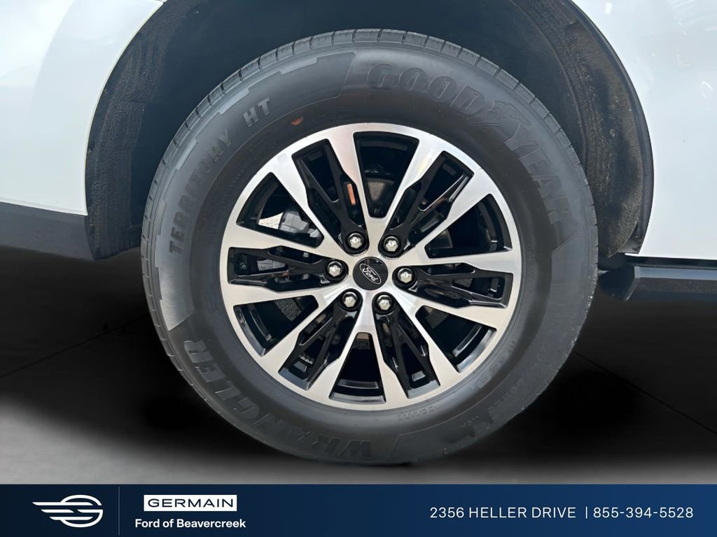 Certified 2025 Ford Expedition Platinum image 23