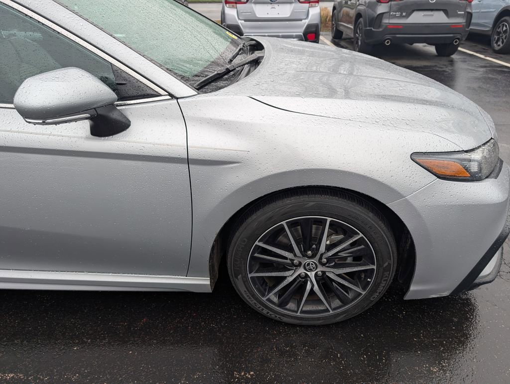 Certified 2023 Toyota Camry SE AWD/4WD image 10