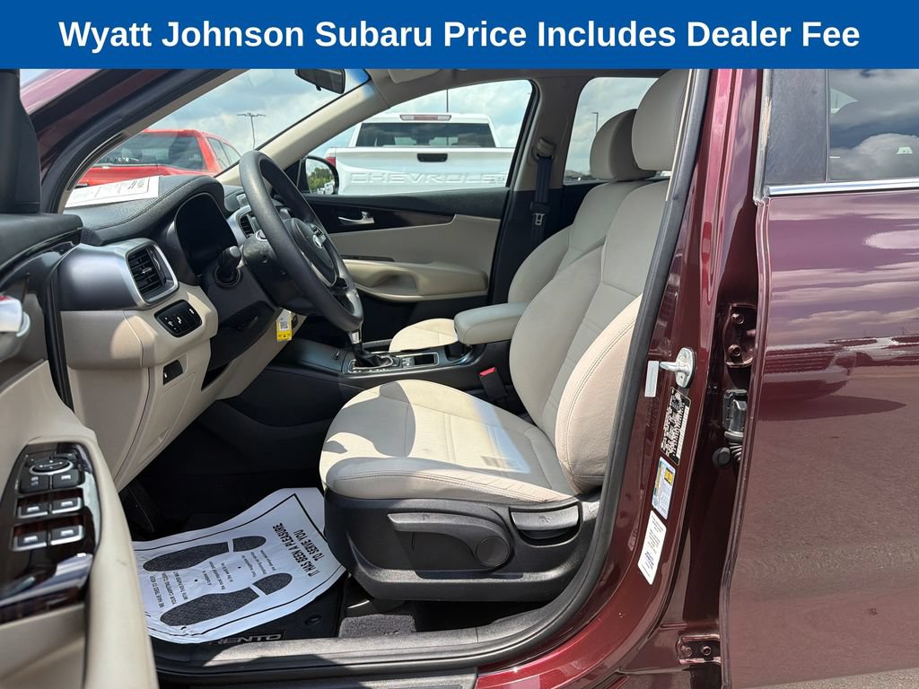Used 2019 Kia Sorento AWD image 19