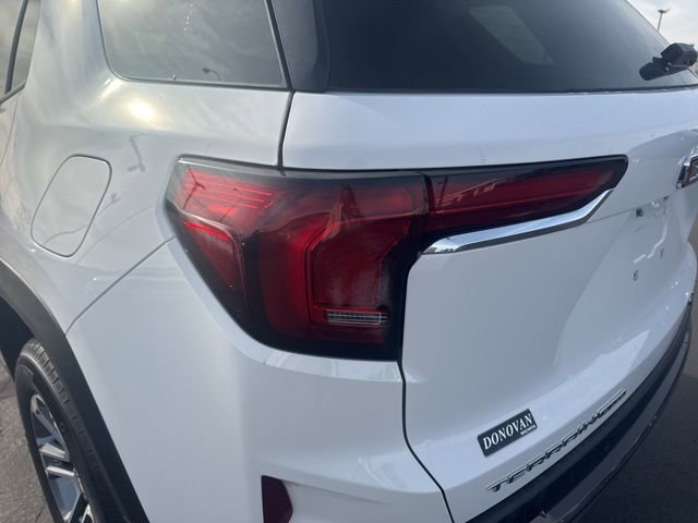 Used 2025 GMC Terrain Elevation AWD/4WD image 22