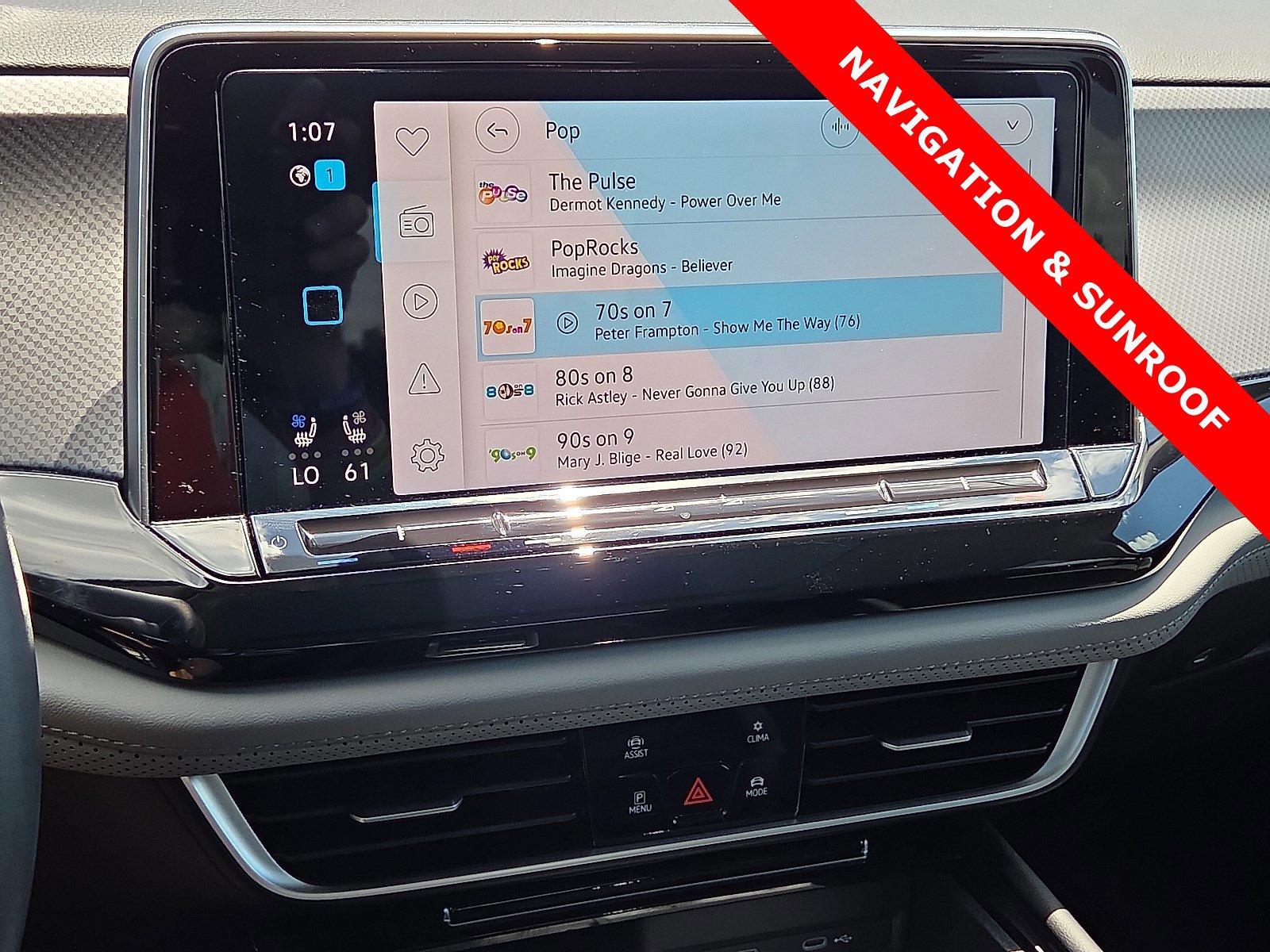Used 2024 Volkswagen Atlas Peak Edition SEL image 18