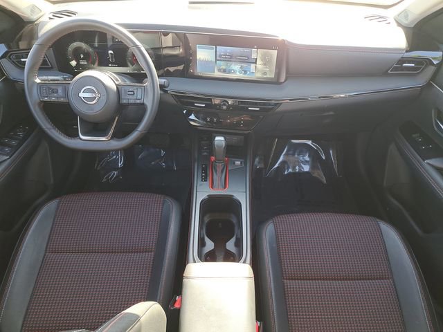 Used 2025 Nissan Kicks SR image 14