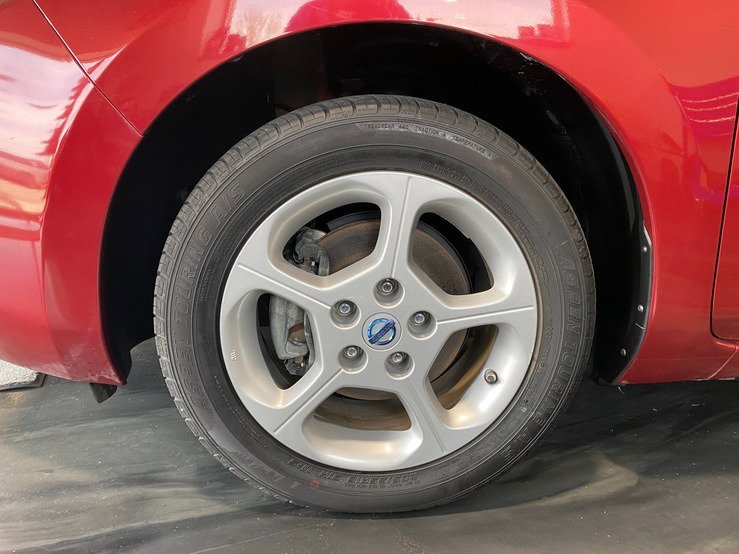 Used 2013 Nissan Leaf SV w/ LED & Quick Charge Pkg image 17