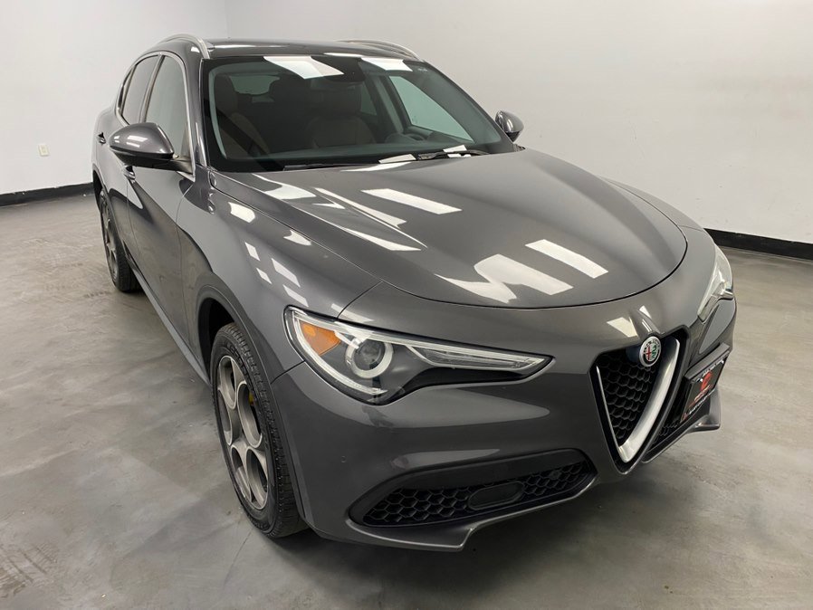 Used 2019 Alfa Romeo Stelvio Ti AWD/4WD image 6